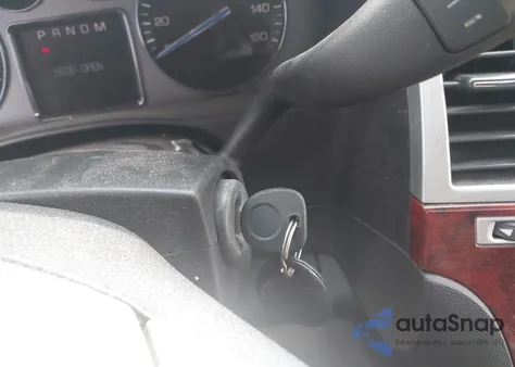 2007 Cadillac Escalade Standard z USA, uszkodzony, nr VIN 1GYFK63877R271520